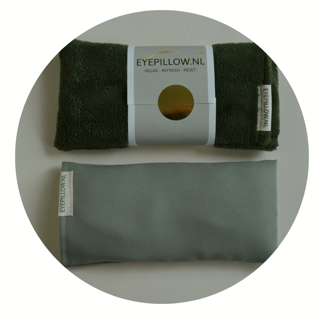 Shared Quiet - Green cotton & green teddy