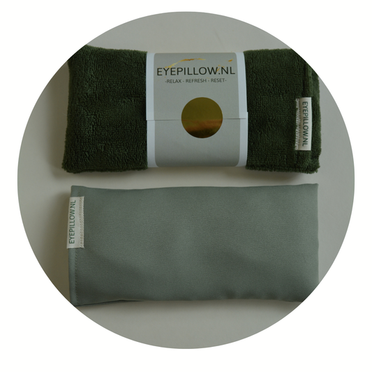 Shared Quiet - Green cotton & green teddy